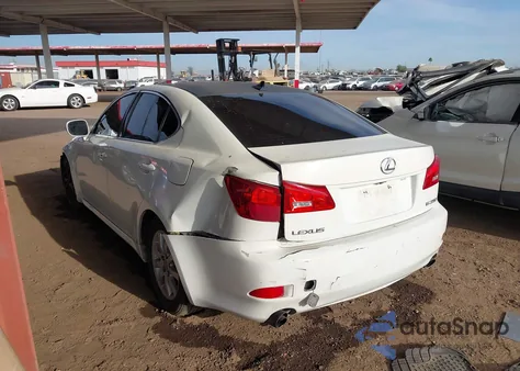 2006 Lexus Is 350 z USA, uszkodzony, nr VIN JTHBE262062000929